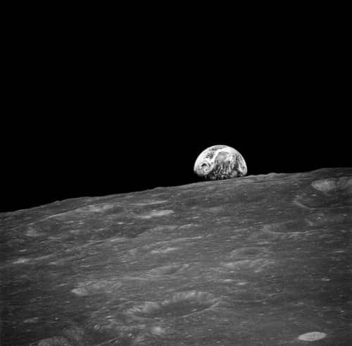 Foto Bumi Dari Foto pertama Bumi dari Apollo 8