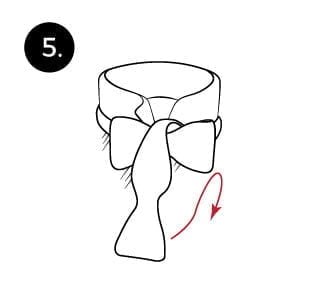 Langkah 5 mengikat dasi kupu-kupu