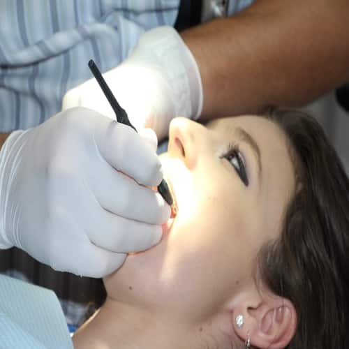 Cara mengatasi gesekan gigi