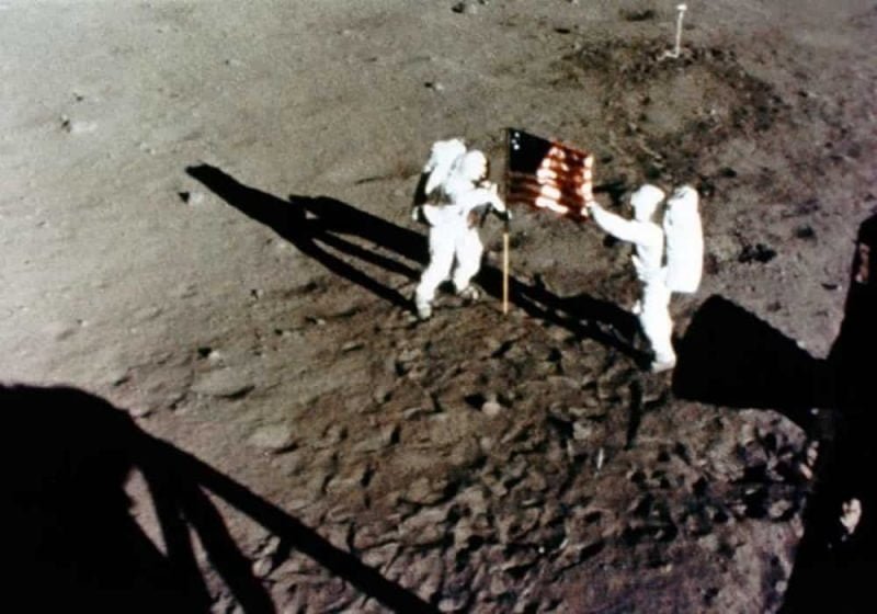 Apollo 11 Program Luar Angkasa Pertama Manusia Mendarat Di Bulan 1969