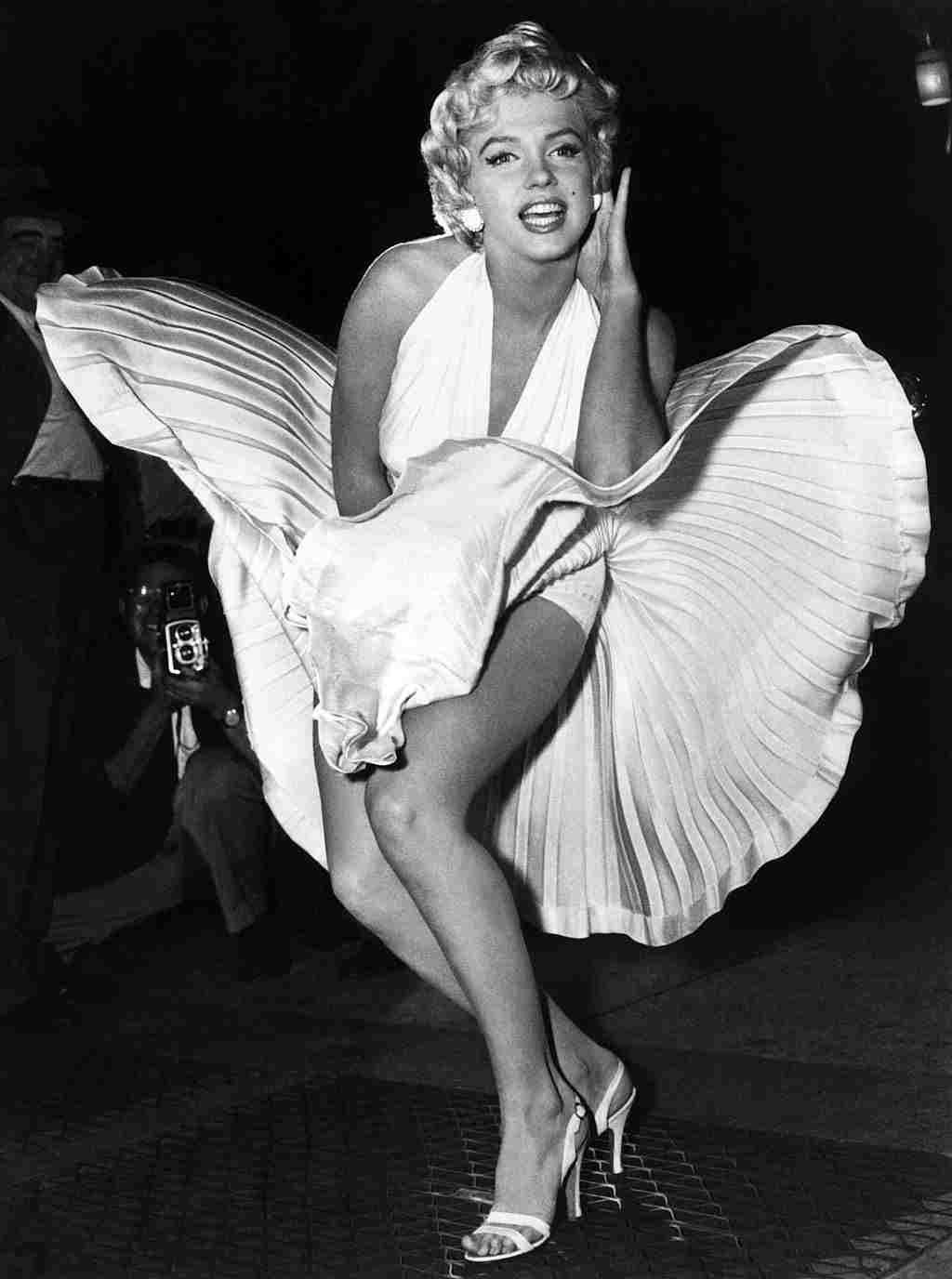 Marilyn monroe baju putih