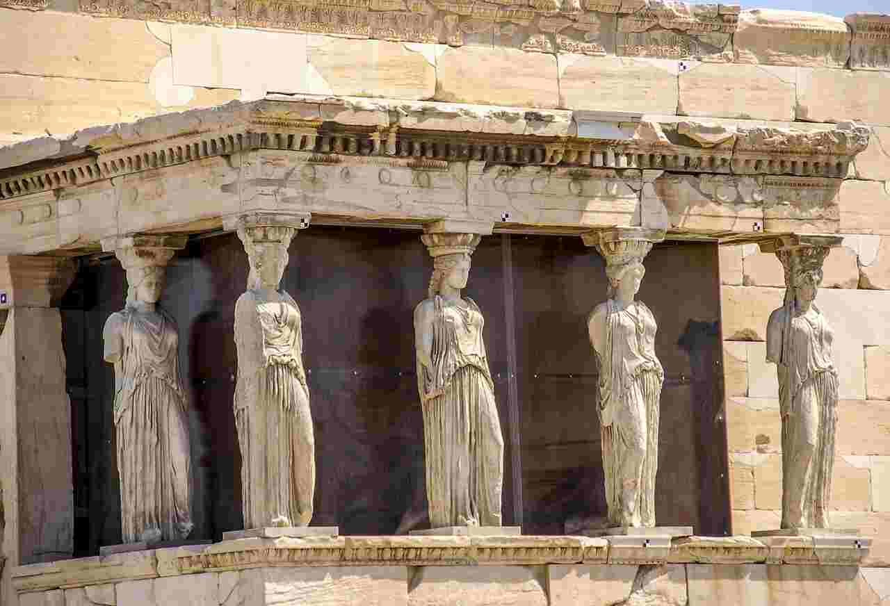Kota athena yunani caryatids acropolis